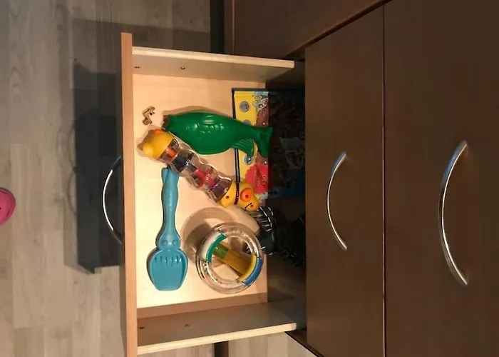 Comfortable 3 Bedroom Apartment On One Floor.