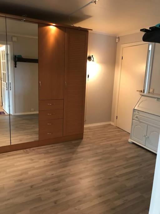 Apartment Comfortable 3 Bedroom On One Floor. *