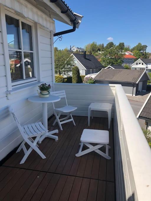 Comfortable 3 Bedroom On One Floor. Apartment